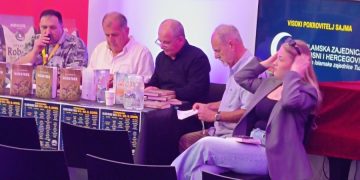Promocija romana “Muratbeg” autora Redže Butkovića na Sajmu knjige u Tuzli